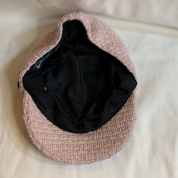 Hat - Picture 5 of 5